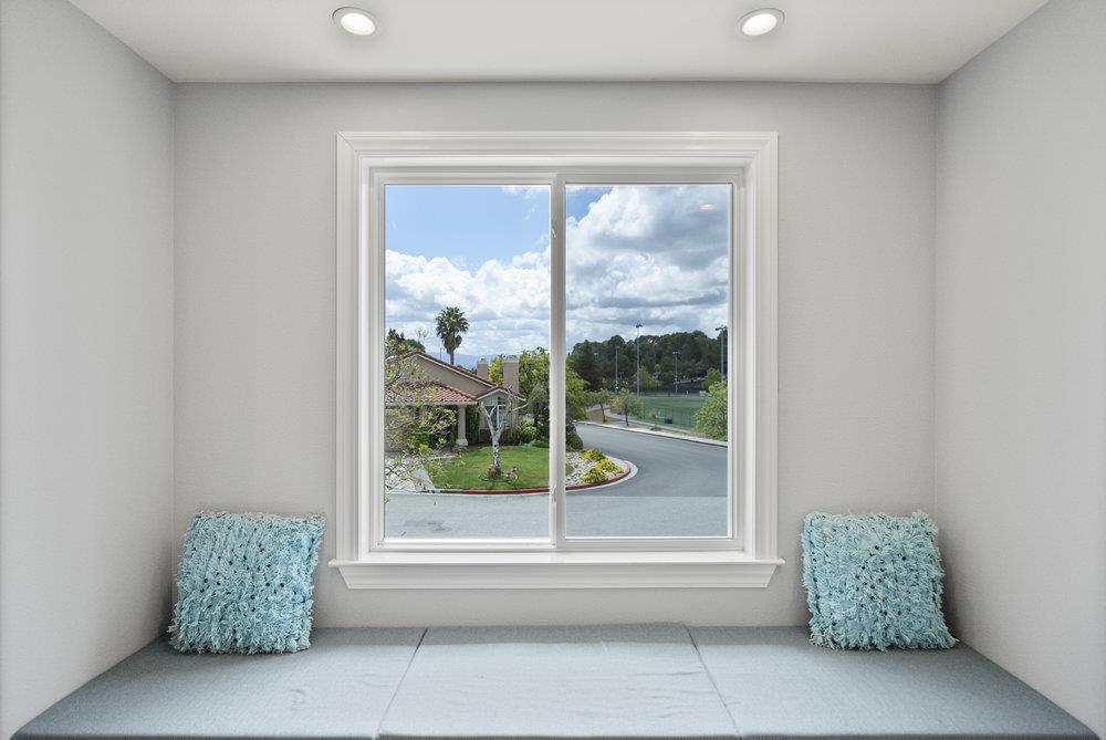 Detail Gallery Image 32 of 57 For 100 Dundee Ln, San Carlos,  CA 94070 - 4 Beds | 3 Baths