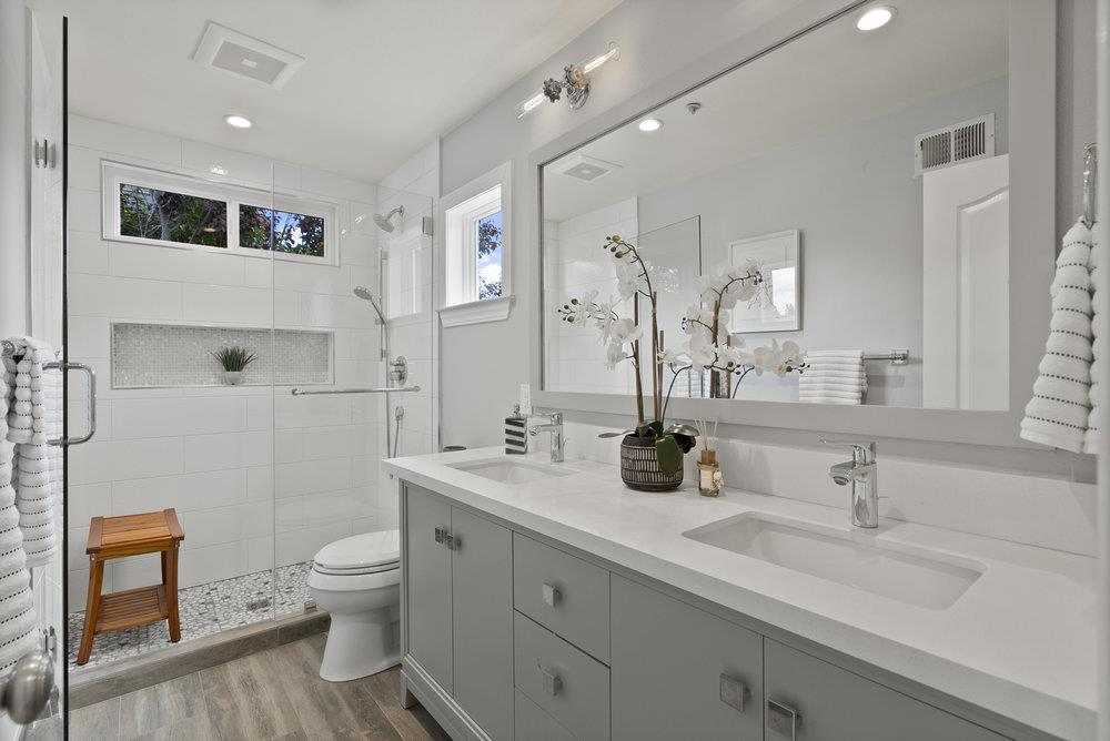 Detail Gallery Image 35 of 57 For 100 Dundee Ln, San Carlos,  CA 94070 - 4 Beds | 3 Baths