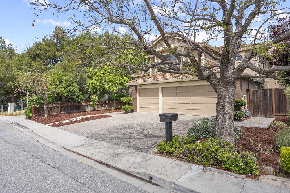 Detail Gallery Image 4 of 57 For 100 Dundee Ln, San Carlos,  CA 94070 - 4 Beds | 3 Baths