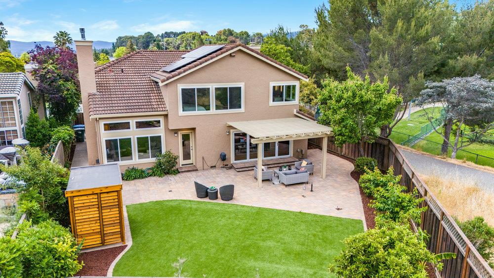 Detail Gallery Image 47 of 57 For 100 Dundee Ln, San Carlos,  CA 94070 - 4 Beds | 3 Baths