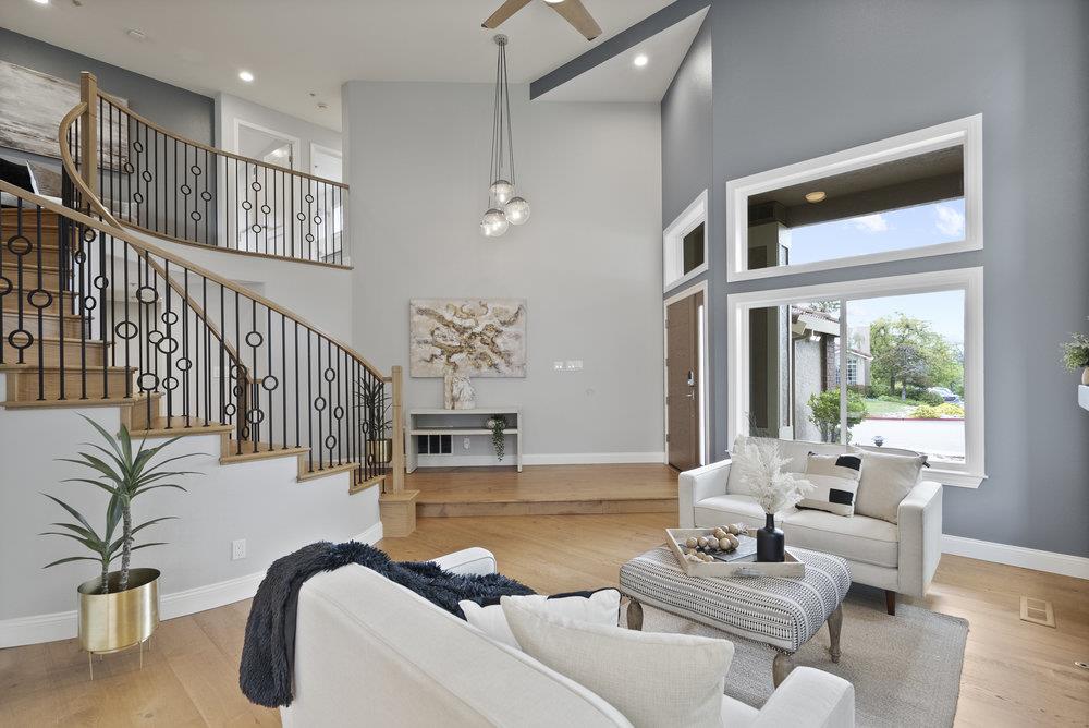 Detail Gallery Image 7 of 57 For 100 Dundee Ln, San Carlos,  CA 94070 - 4 Beds | 3 Baths