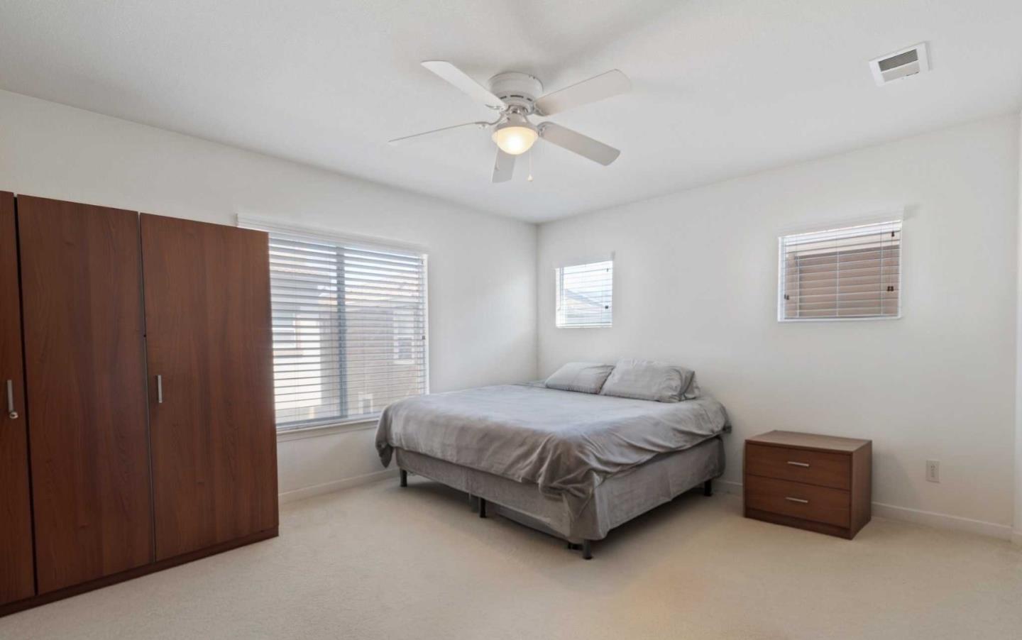 Detail Gallery Image 15 of 26 For 207 Montevina Way, Hayward,  CA 94545 - 3 Beds | 3/1 Baths