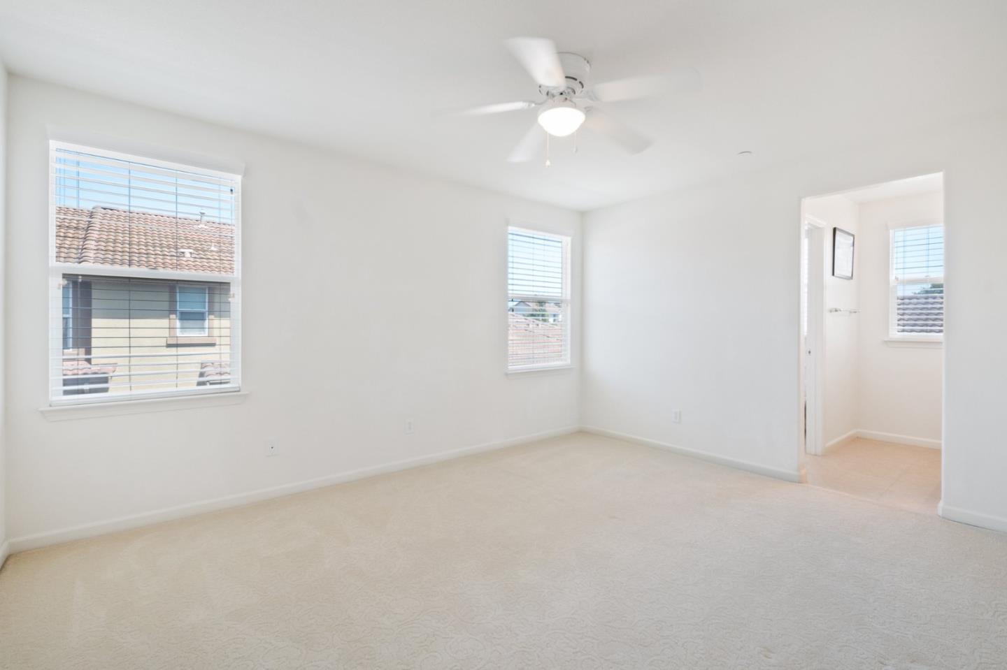 Detail Gallery Image 17 of 26 For 207 Montevina Way, Hayward,  CA 94545 - 3 Beds | 3/1 Baths