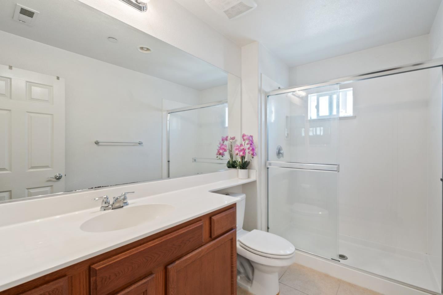 Detail Gallery Image 19 of 26 For 207 Montevina Way, Hayward,  CA 94545 - 3 Beds | 3/1 Baths