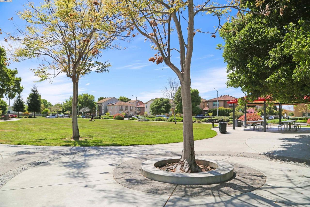 Detail Gallery Image 26 of 26 For 207 Montevina Way, Hayward,  CA 94545 - 3 Beds | 3/1 Baths