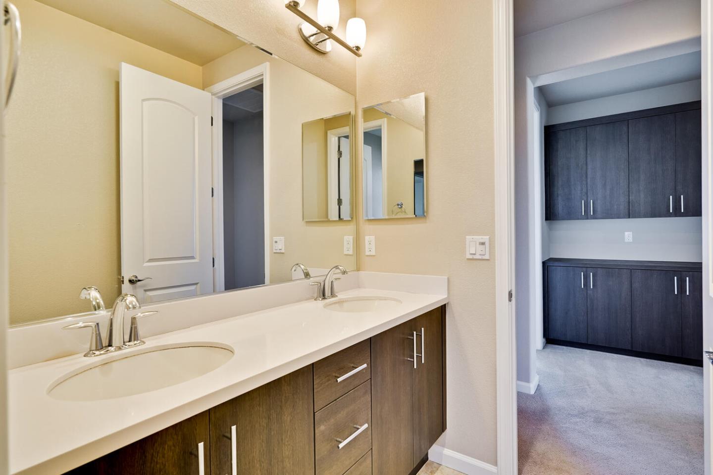 Detail Gallery Image 42 of 57 For 867 Maple Pl, East Palo Alto,  CA 94303 - 4 Beds | 2/1 Baths