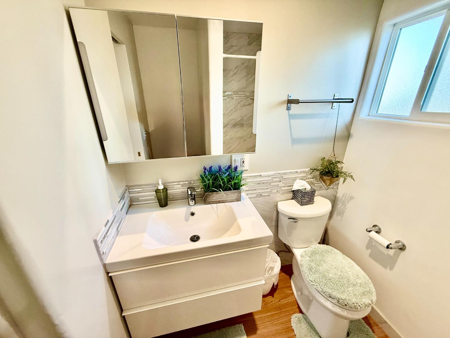 Detail Gallery Image 20 of 29 For 1870 Andrew Ct, Seaside,  CA 93955 - 2 Beds | 2 Baths