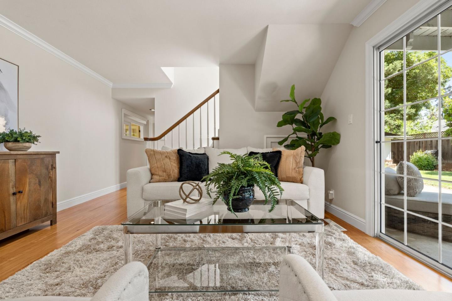 Detail Gallery Image 15 of 47 For 1114 S Genevieve Ln, San Jose,  CA 95128 - 5 Beds | 4 Baths