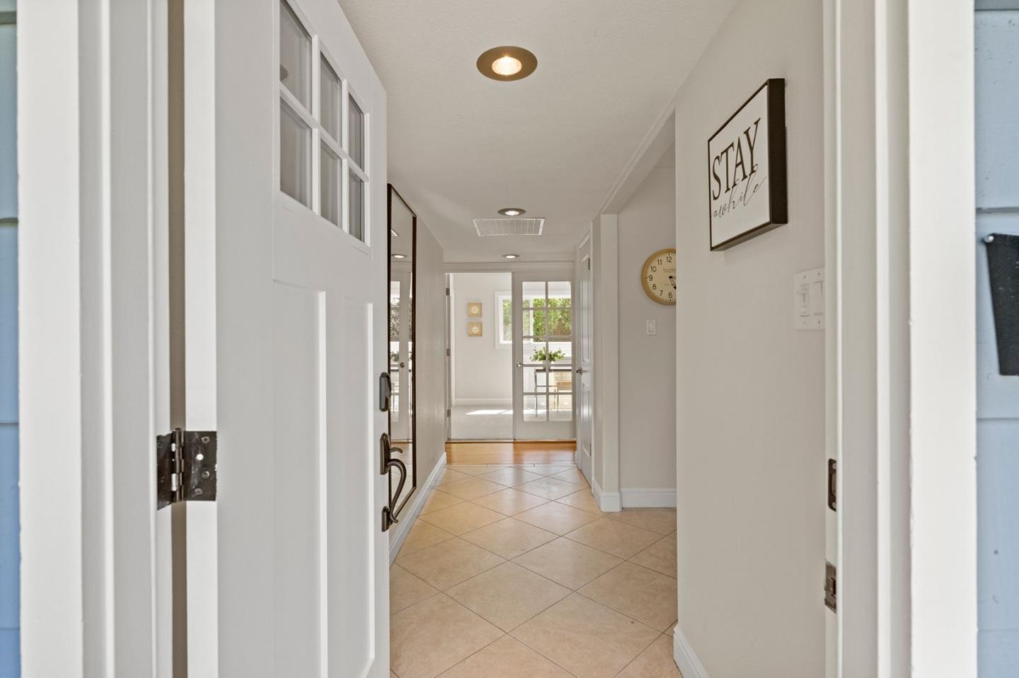 Detail Gallery Image 6 of 47 For 1114 S Genevieve Ln, San Jose,  CA 95128 - 5 Beds | 4 Baths