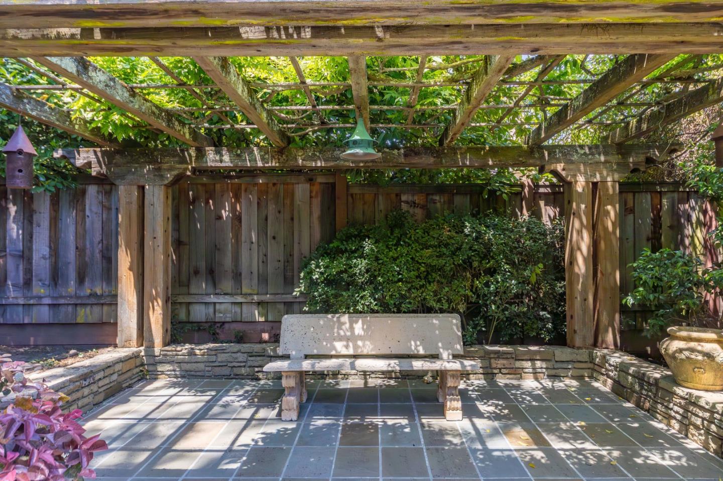 Detail Gallery Image 111 of 133 For 2181 Parkside Ave, Hillsborough,  CA 94010 - 7 Beds | 6/2 Baths