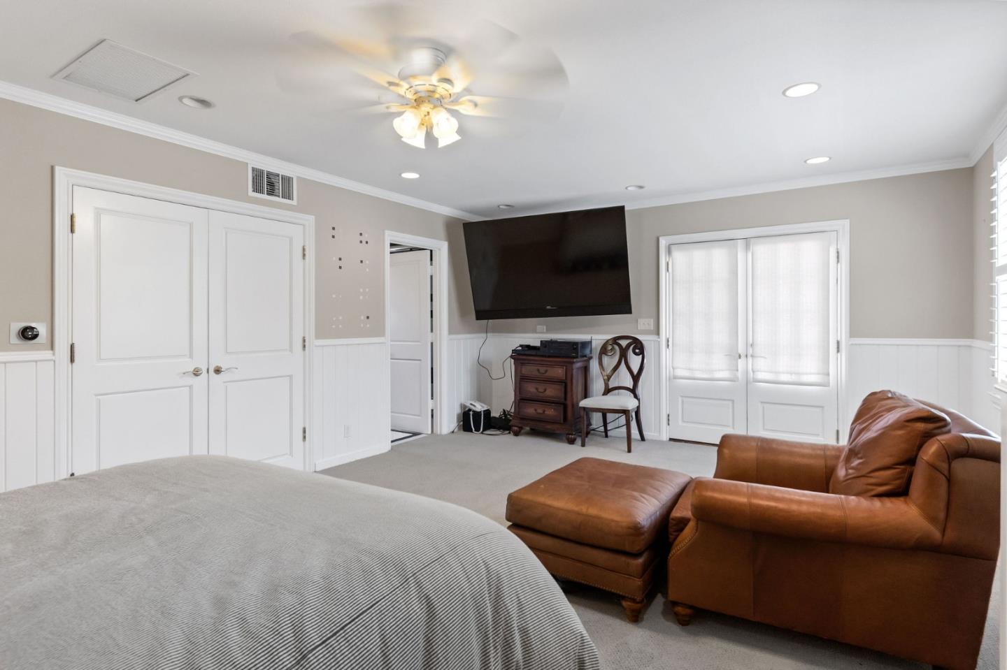 Detail Gallery Image 121 of 133 For 2181 Parkside Ave, Hillsborough,  CA 94010 - 7 Beds | 6/2 Baths