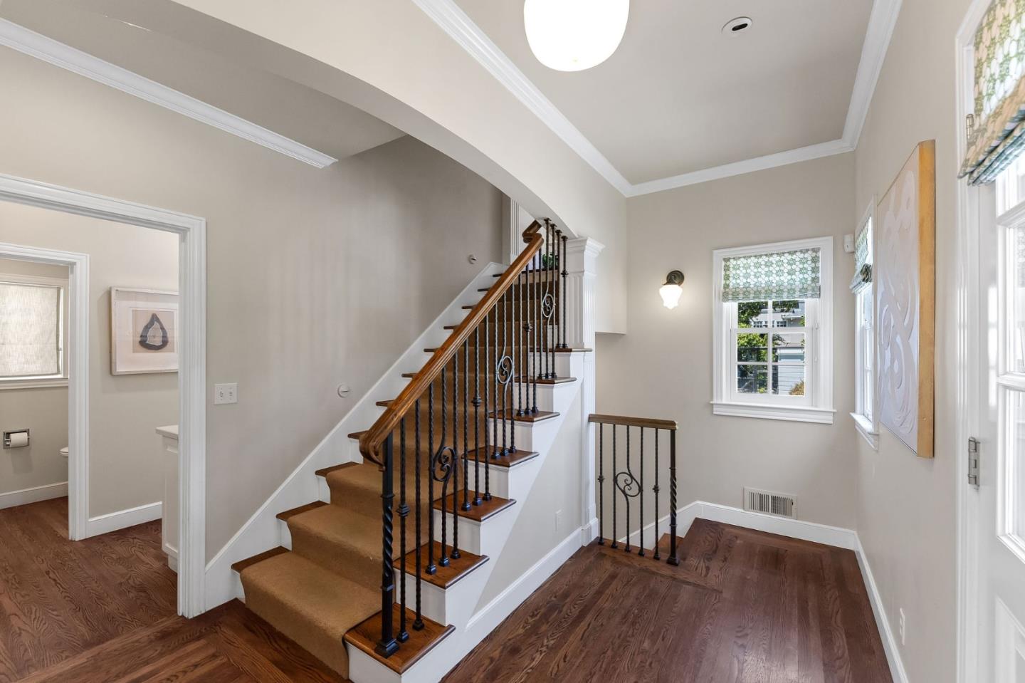 Detail Gallery Image 19 of 133 For 2181 Parkside Ave, Hillsborough,  CA 94010 - 7 Beds | 6/2 Baths