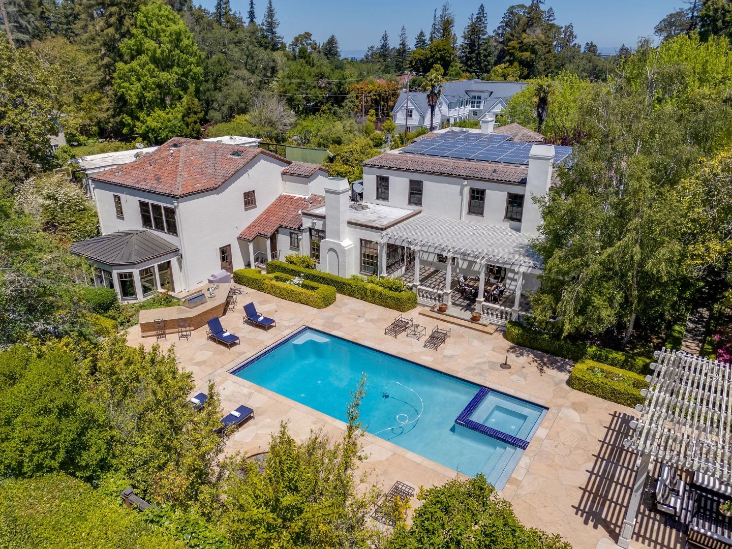Detail Gallery Image 2 of 133 For 2181 Parkside Ave, Hillsborough,  CA 94010 - 7 Beds | 6/2 Baths