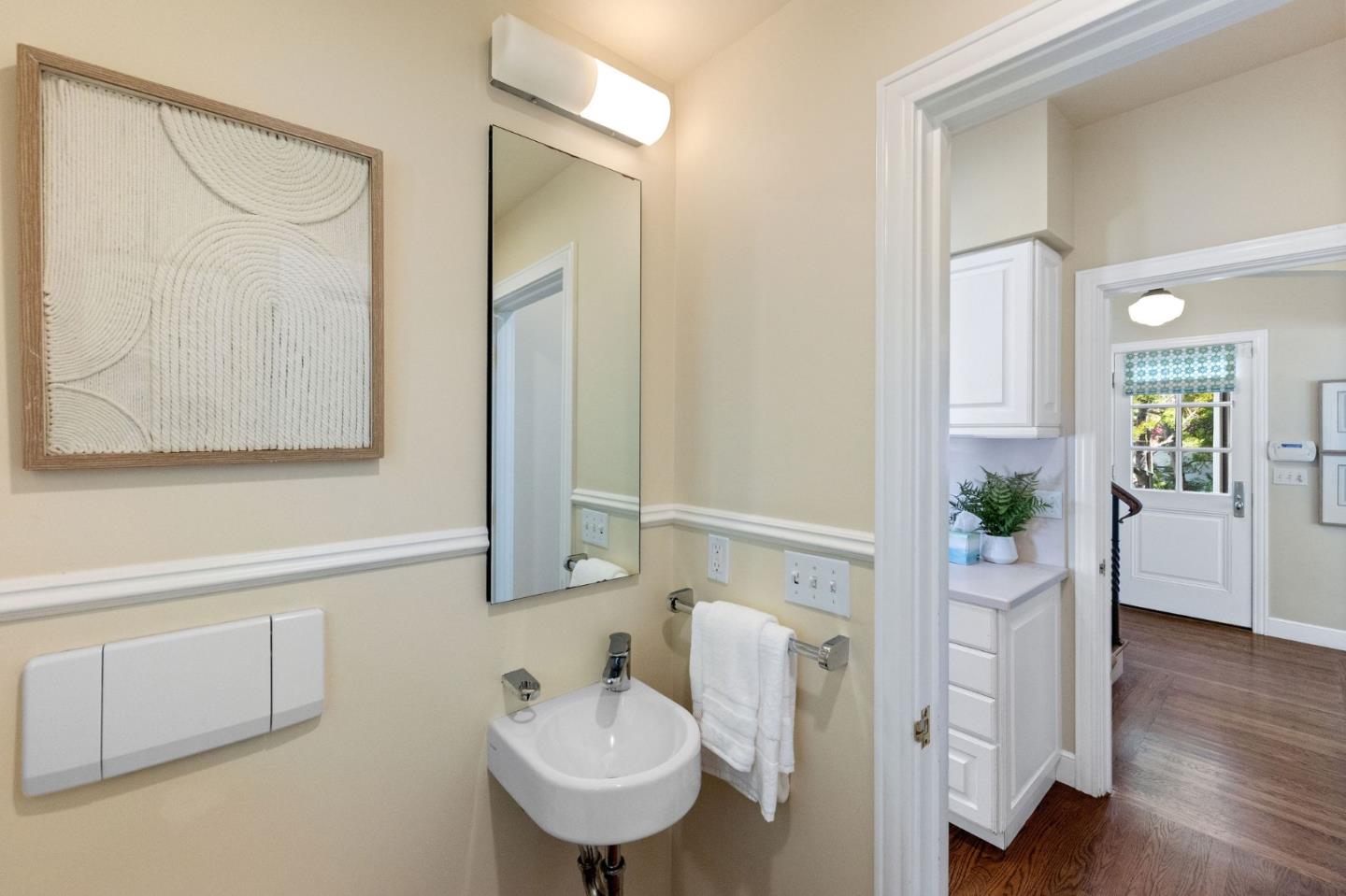 Detail Gallery Image 20 of 133 For 2181 Parkside Ave, Hillsborough,  CA 94010 - 7 Beds | 6/2 Baths