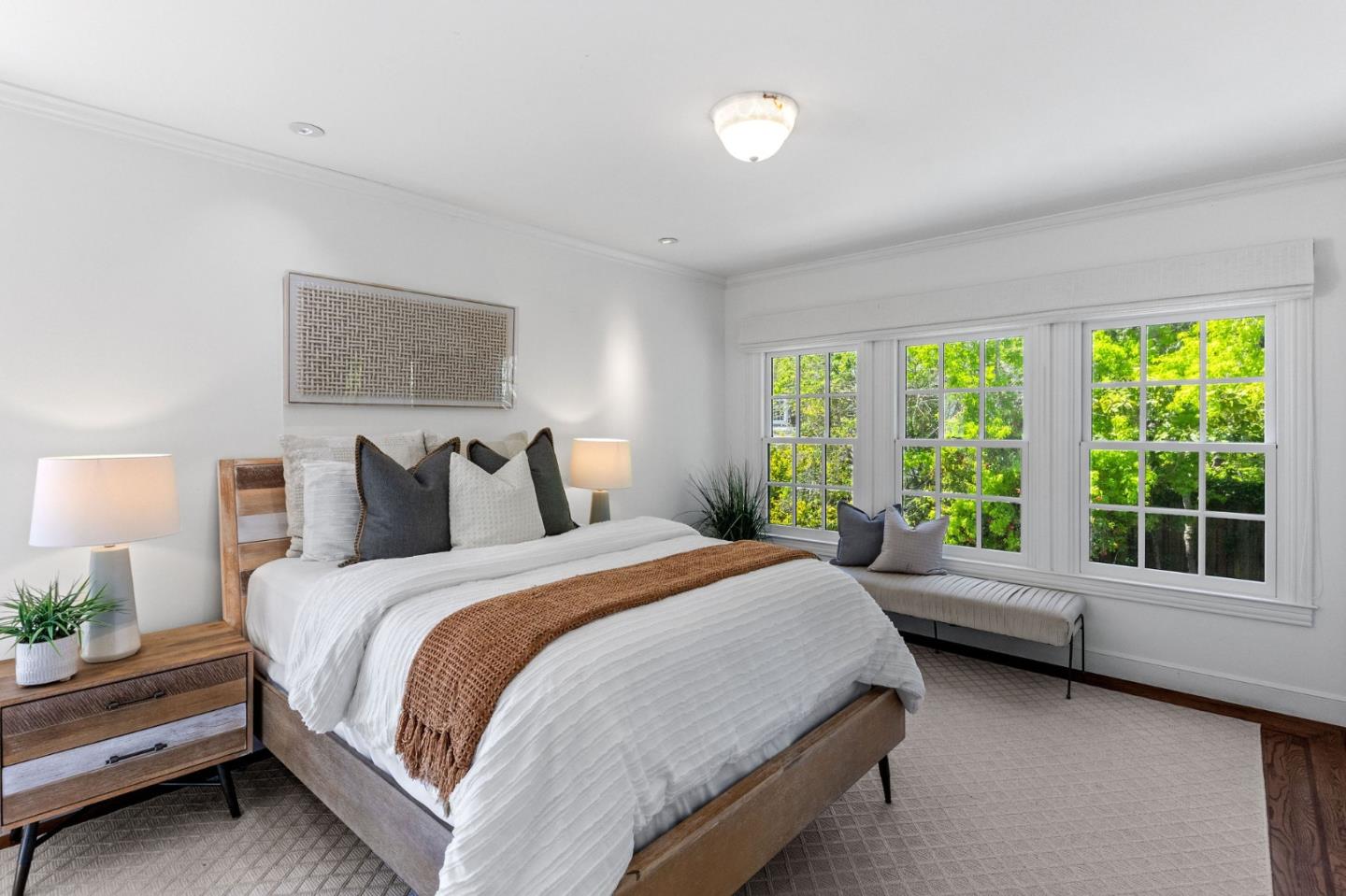 Detail Gallery Image 27 of 133 For 2181 Parkside Ave, Hillsborough,  CA 94010 - 7 Beds | 6/2 Baths