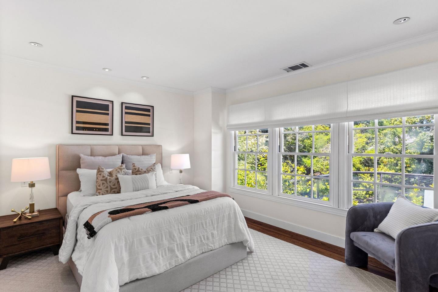 Detail Gallery Image 31 of 133 For 2181 Parkside Ave, Hillsborough,  CA 94010 - 7 Beds | 6/2 Baths