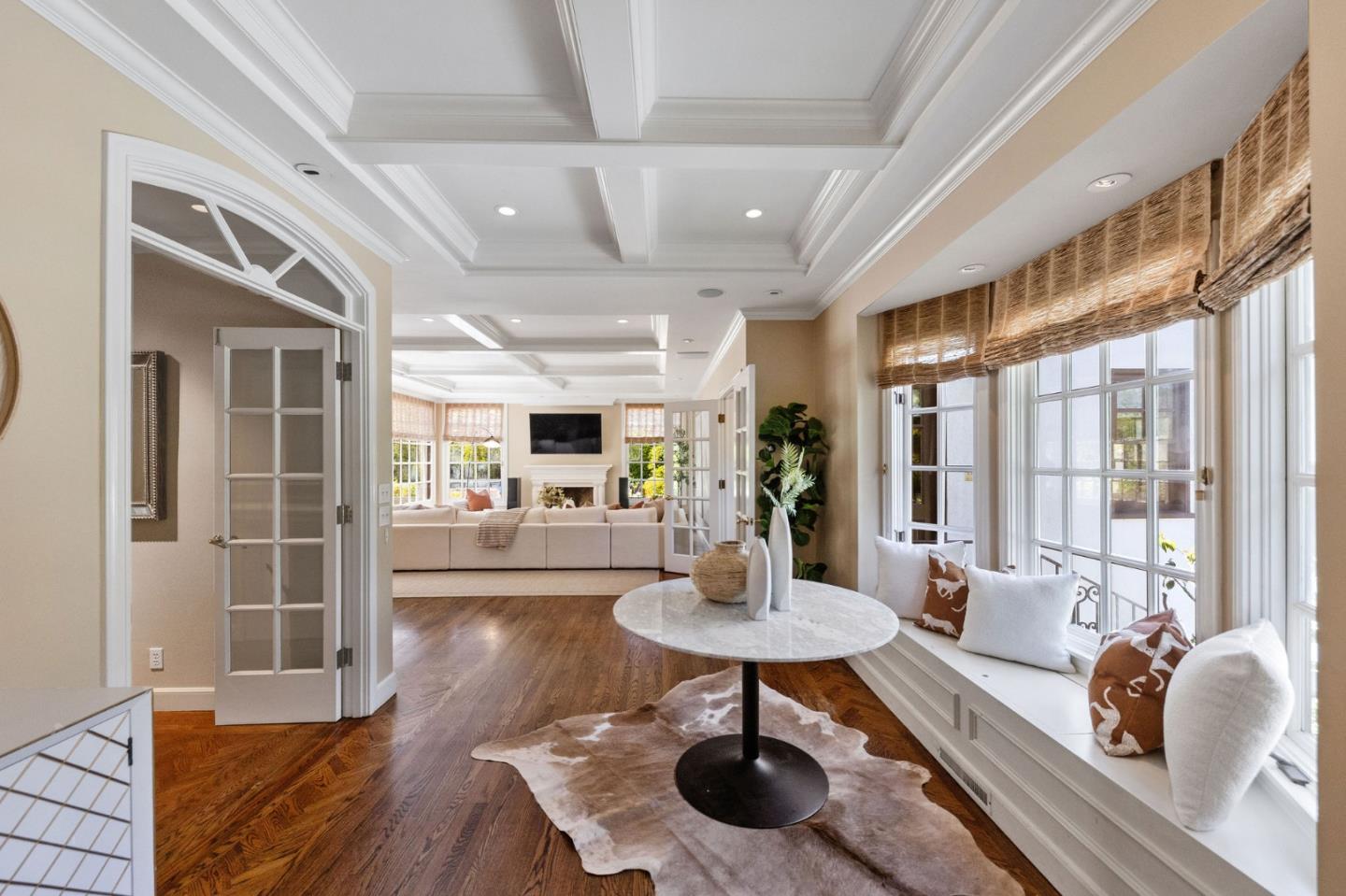 Detail Gallery Image 35 of 133 For 2181 Parkside Ave, Hillsborough,  CA 94010 - 7 Beds | 6/2 Baths