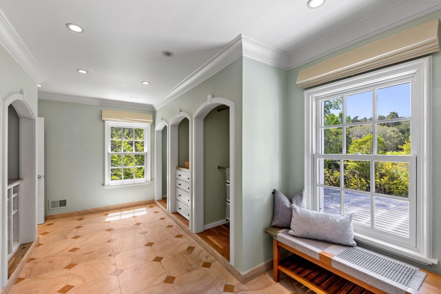 Detail Gallery Image 65 of 133 For 2181 Parkside Ave, Hillsborough,  CA 94010 - 7 Beds | 6/2 Baths