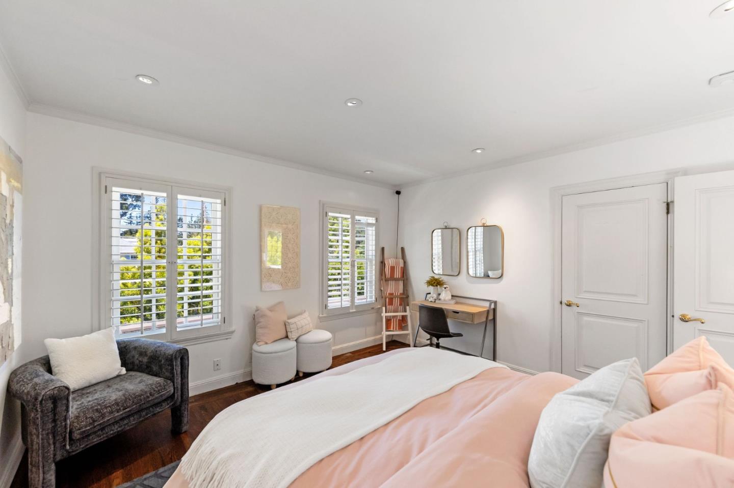Detail Gallery Image 77 of 133 For 2181 Parkside Ave, Hillsborough,  CA 94010 - 7 Beds | 6/2 Baths