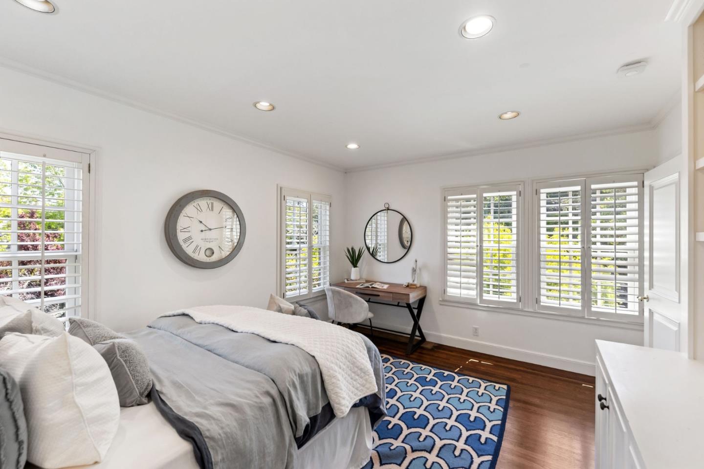 Detail Gallery Image 84 of 133 For 2181 Parkside Ave, Hillsborough,  CA 94010 - 7 Beds | 6/2 Baths