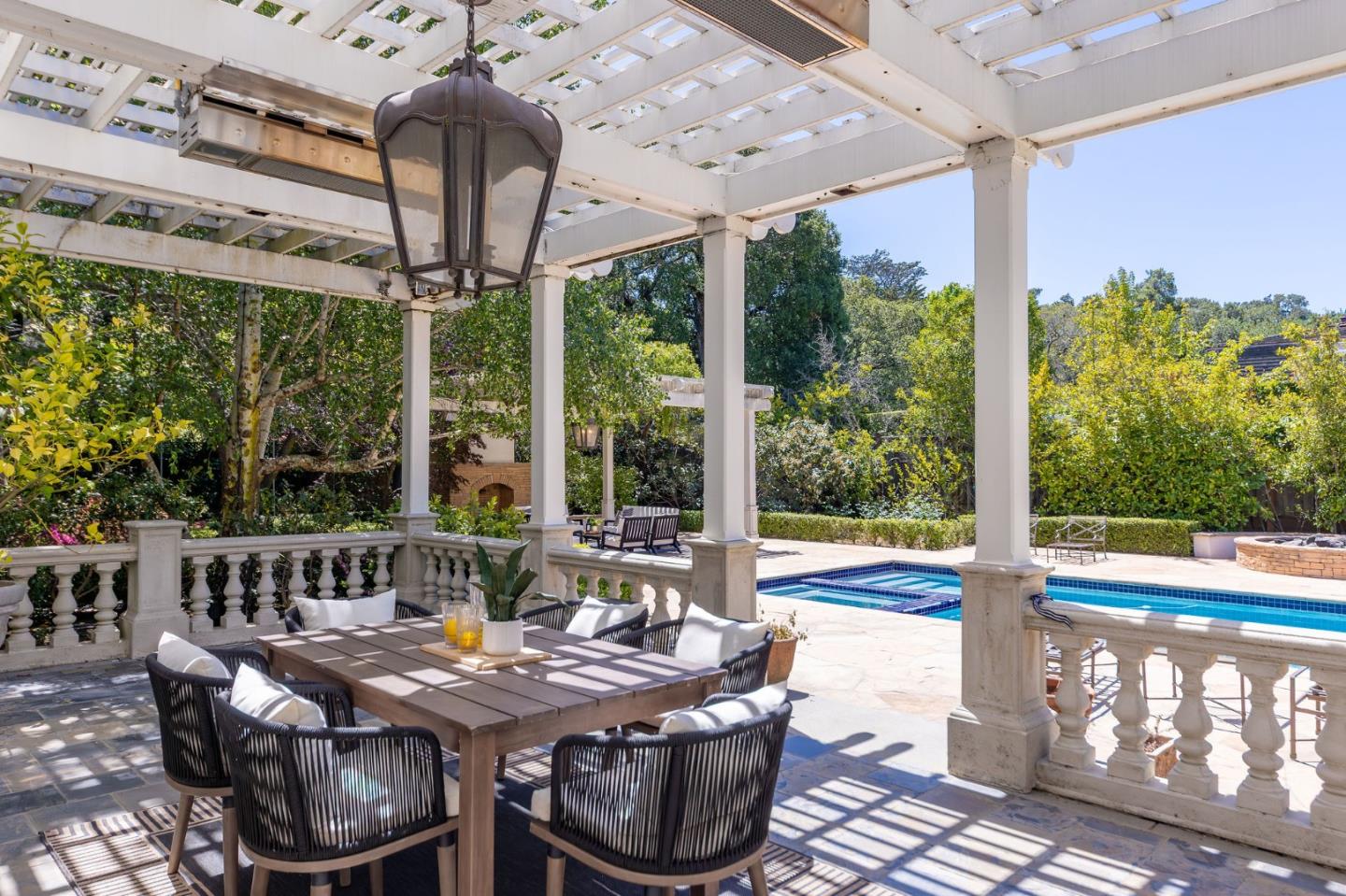 Detail Gallery Image 89 of 133 For 2181 Parkside Ave, Hillsborough,  CA 94010 - 7 Beds | 6/2 Baths
