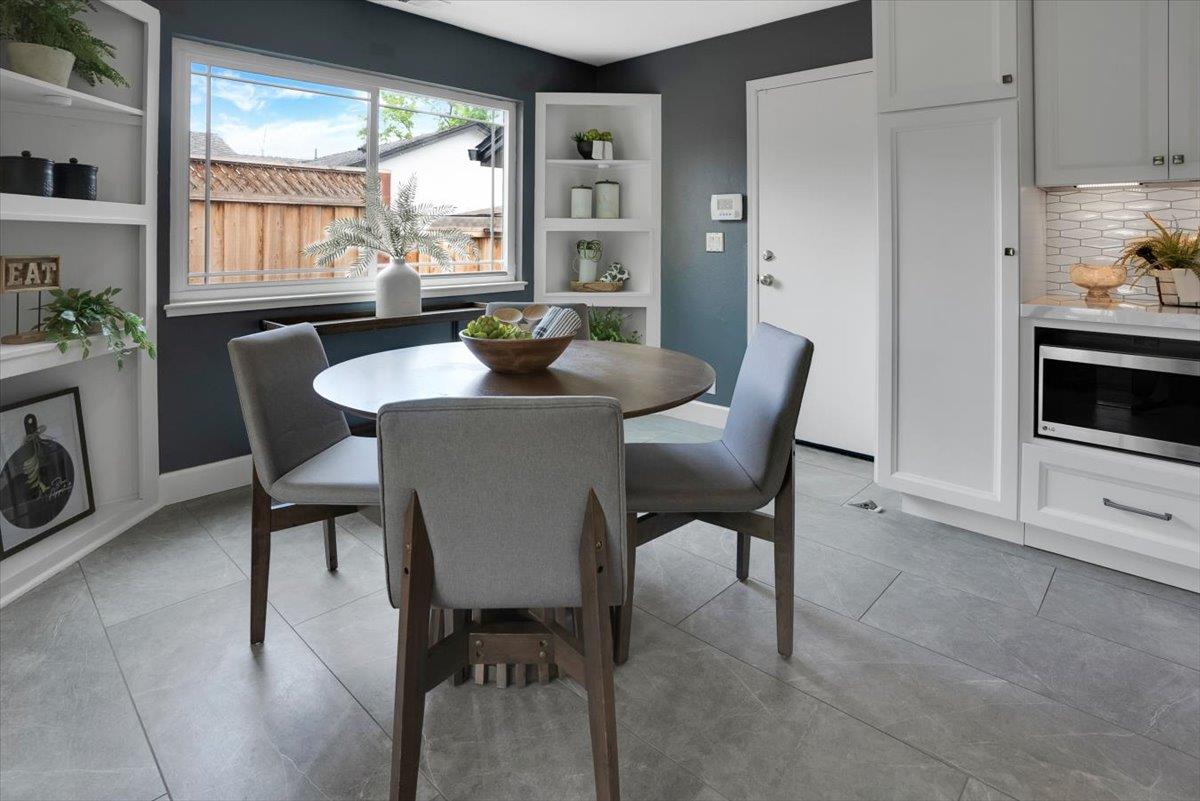 Detail Gallery Image 14 of 23 For 5459 Clovercrest Dr, San Jose,  CA 95118 - 3 Beds | 2 Baths