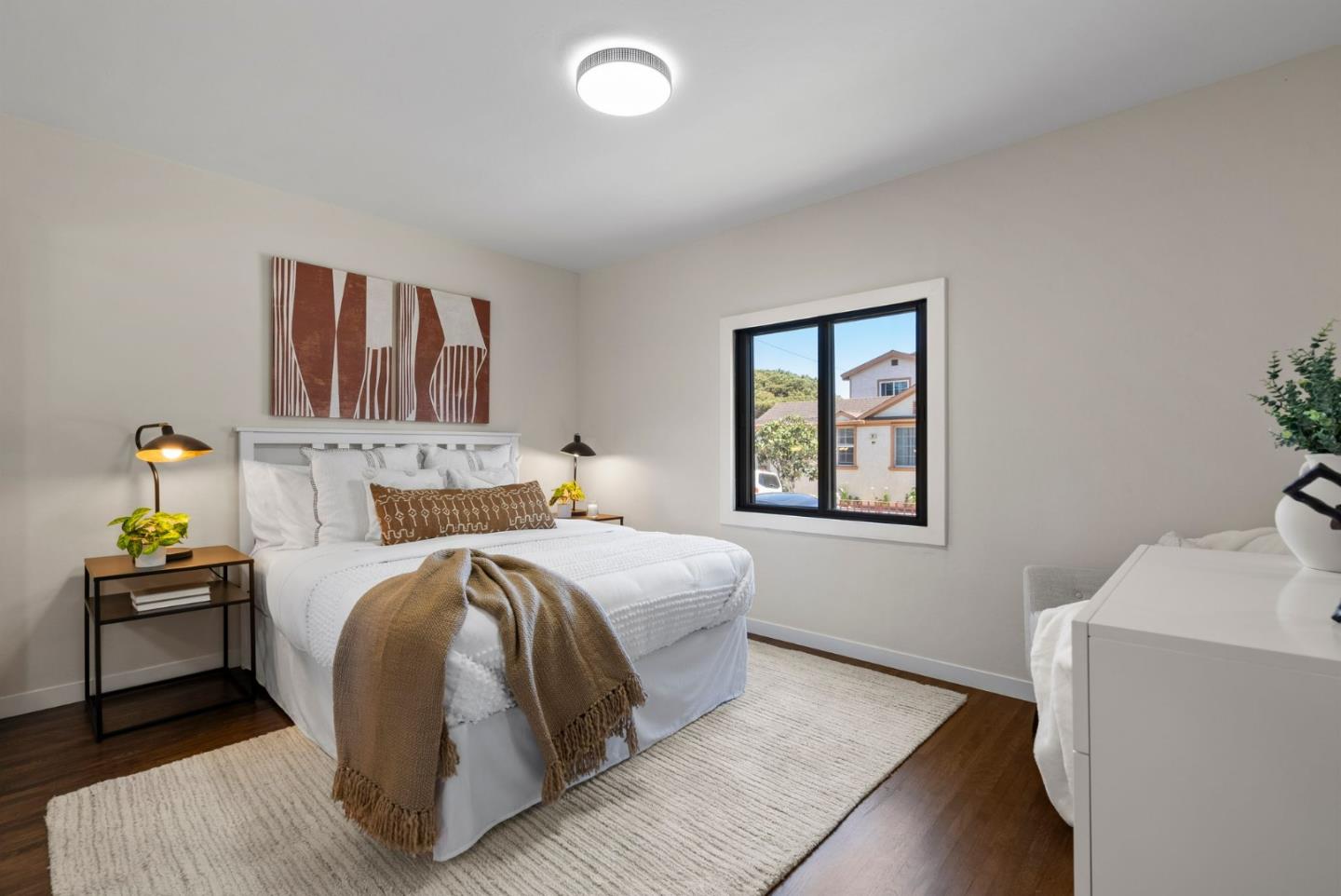 Detail Gallery Image 13 of 23 For 52 Pacific Ave, San Bruno,  CA 94066 - 2 Beds | 1 Baths