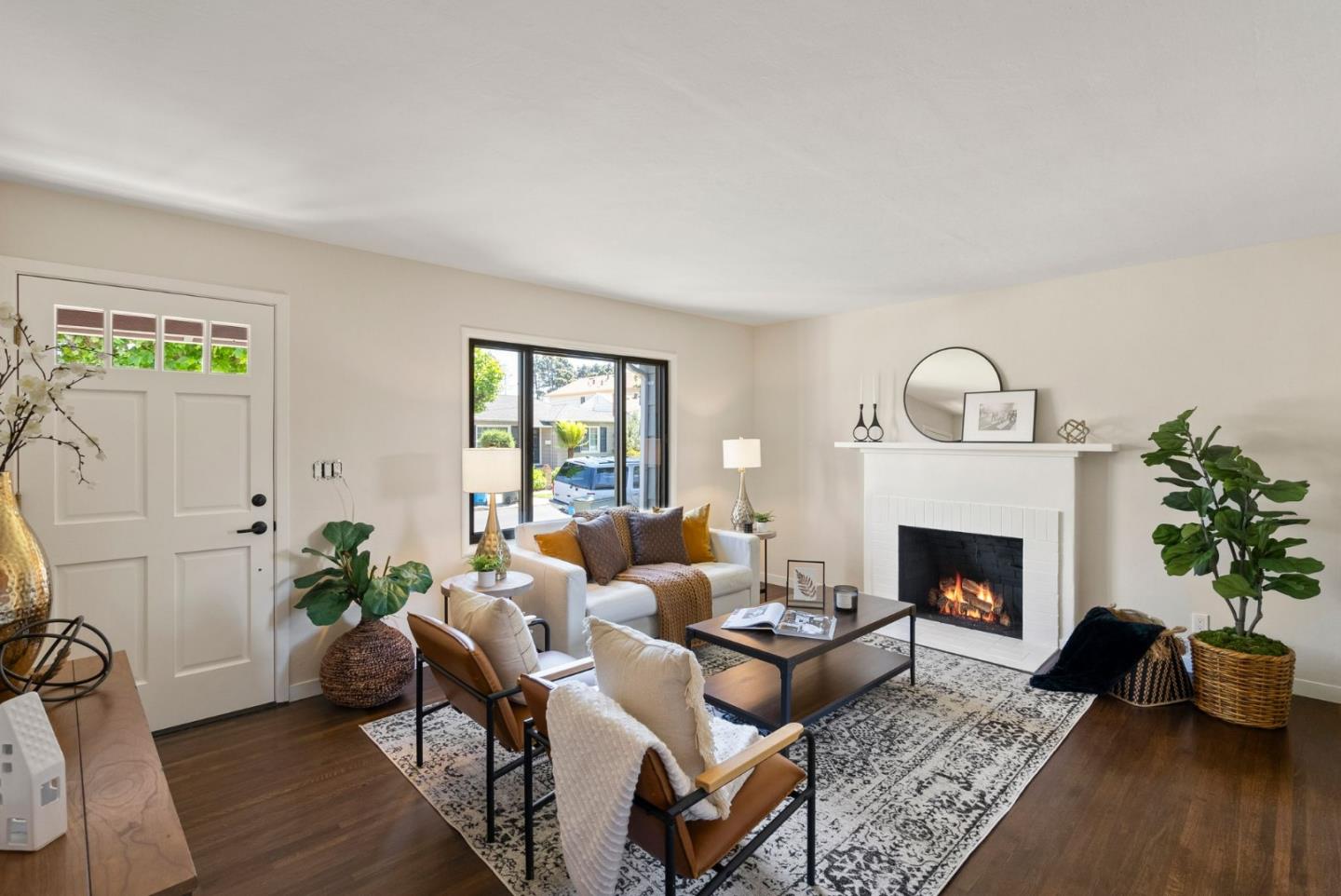 Detail Gallery Image 5 of 23 For 52 Pacific Ave, San Bruno,  CA 94066 - 2 Beds | 1 Baths
