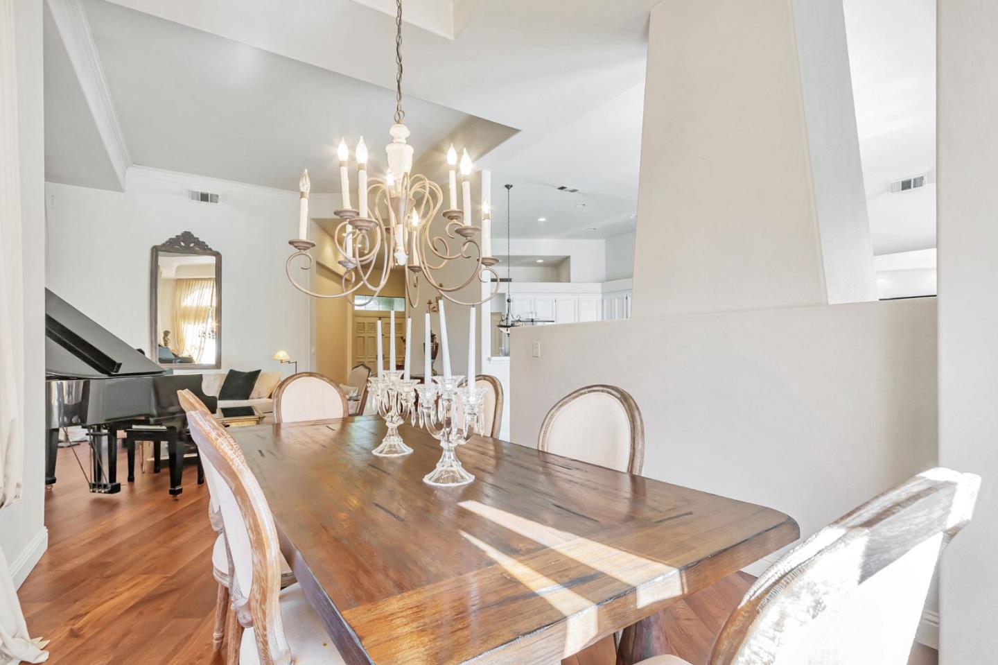 Detail Gallery Image 19 of 43 For 1140 Mallard Ridge, San Jose,  CA 95120 - 3 Beds | 2/1 Baths