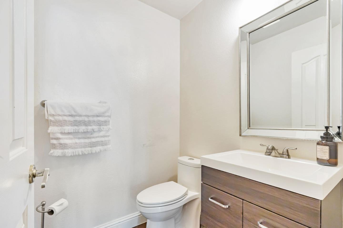 Detail Gallery Image 27 of 43 For 1140 Mallard Ridge, San Jose,  CA 95120 - 3 Beds | 2/1 Baths