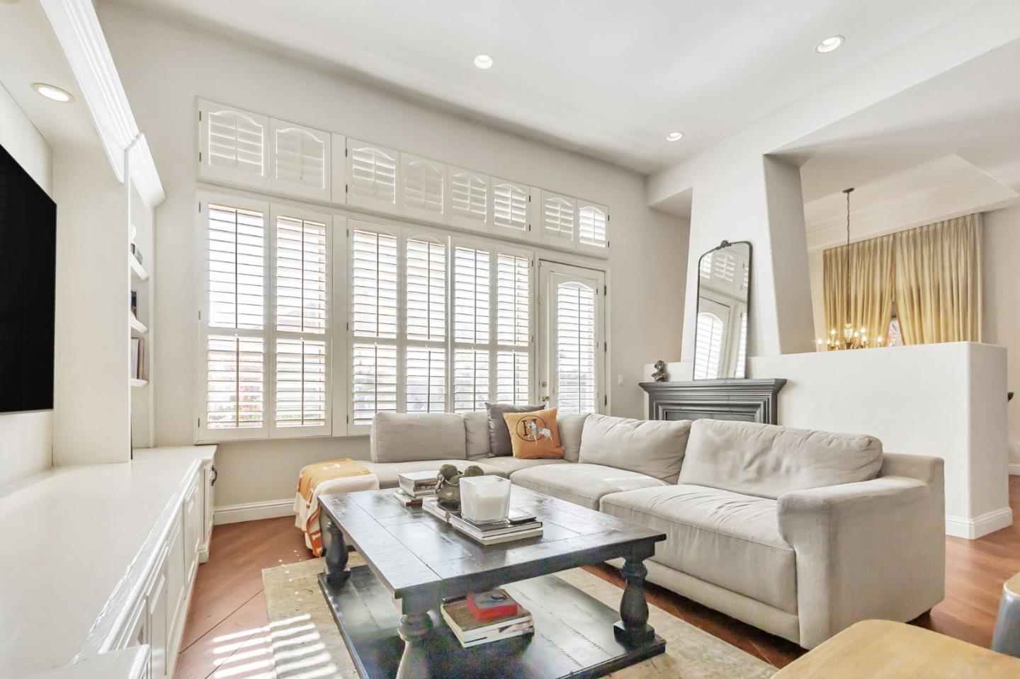 Detail Gallery Image 8 of 43 For 1140 Mallard Ridge, San Jose,  CA 95120 - 3 Beds | 2/1 Baths