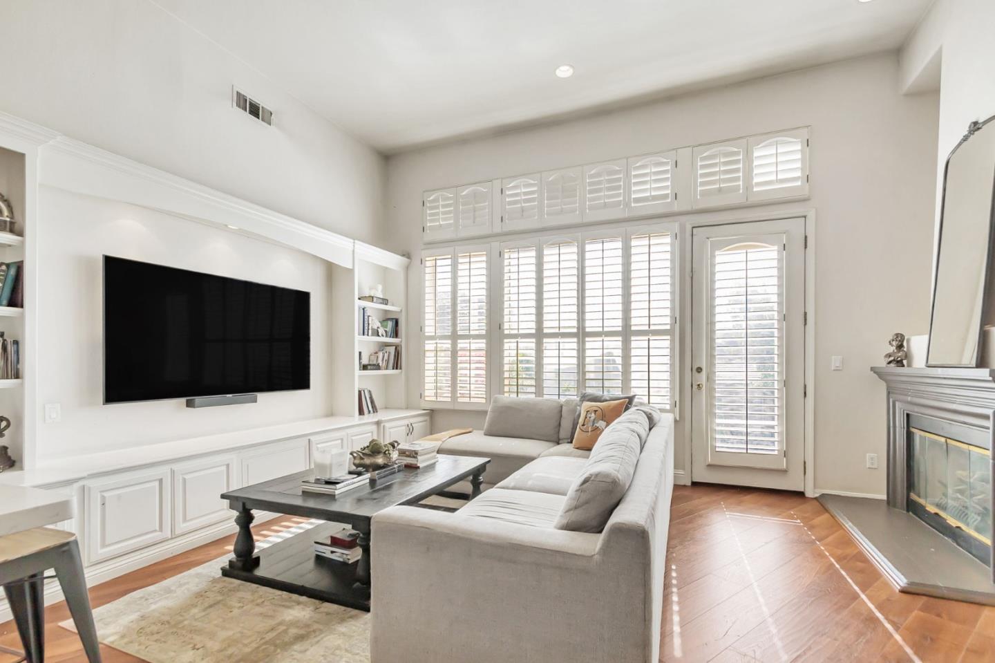 Detail Gallery Image 9 of 43 For 1140 Mallard Ridge, San Jose,  CA 95120 - 3 Beds | 2/1 Baths
