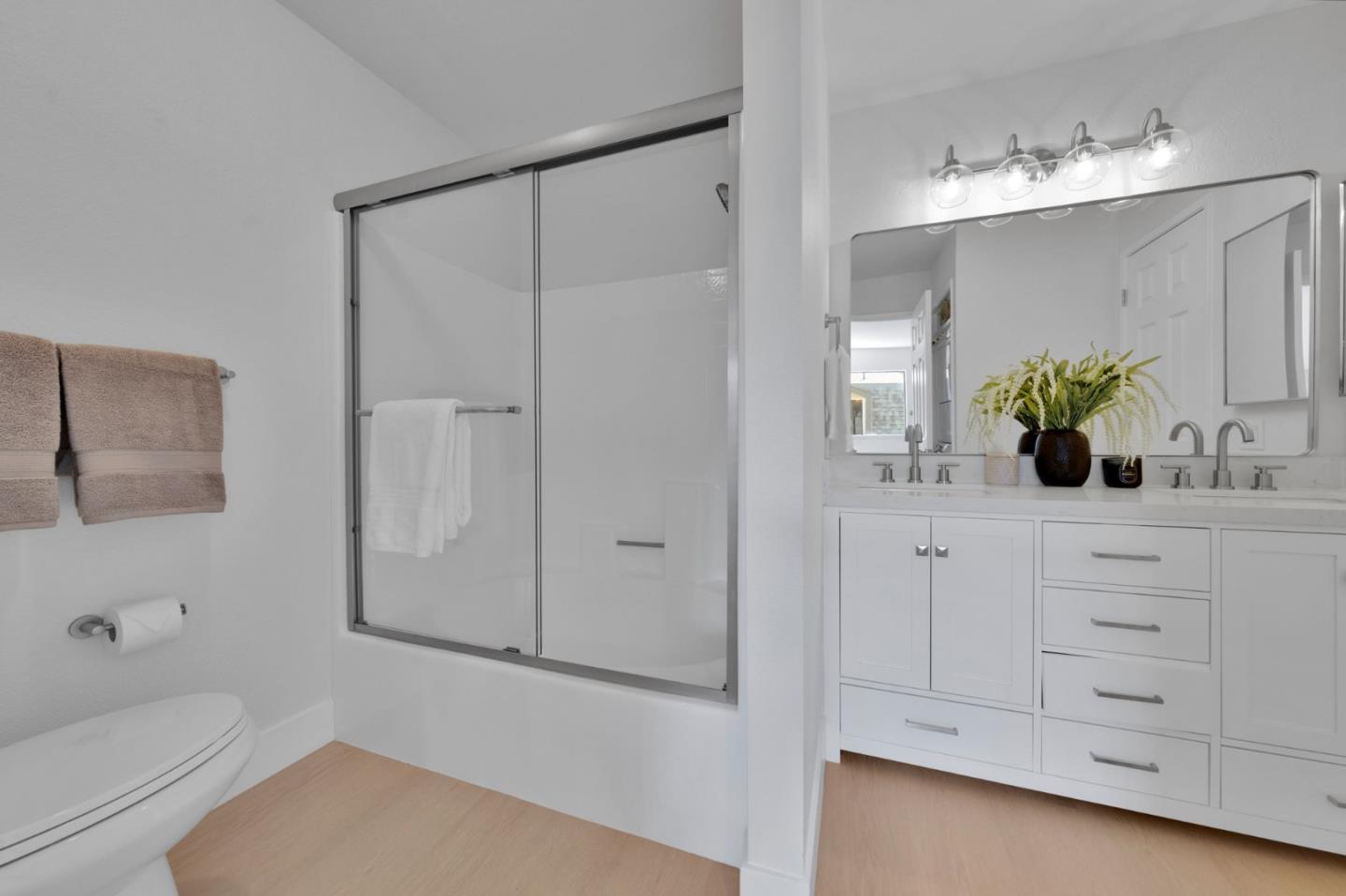 Detail Gallery Image 16 of 28 For 3226 Shadow Springs Pl, San Jose,  CA 95121 - 2 Beds | 1 Baths