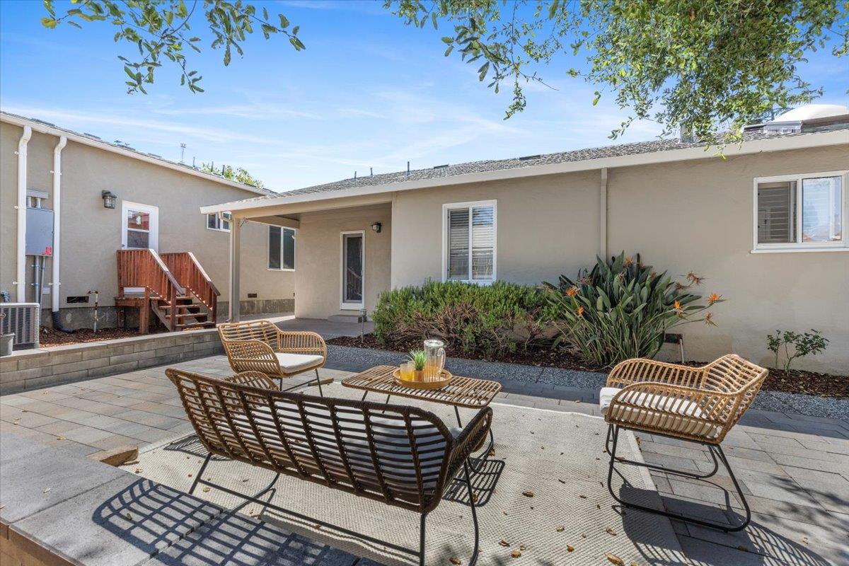Detail Gallery Image 17 of 39 For 20393 Zorka Ave, Saratoga,  CA 95070 - 5 Beds | 4 Baths
