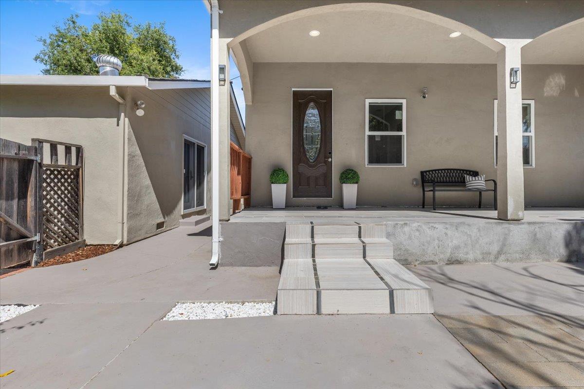 Detail Gallery Image 19 of 39 For 20393 Zorka Ave, Saratoga,  CA 95070 - 5 Beds | 4 Baths