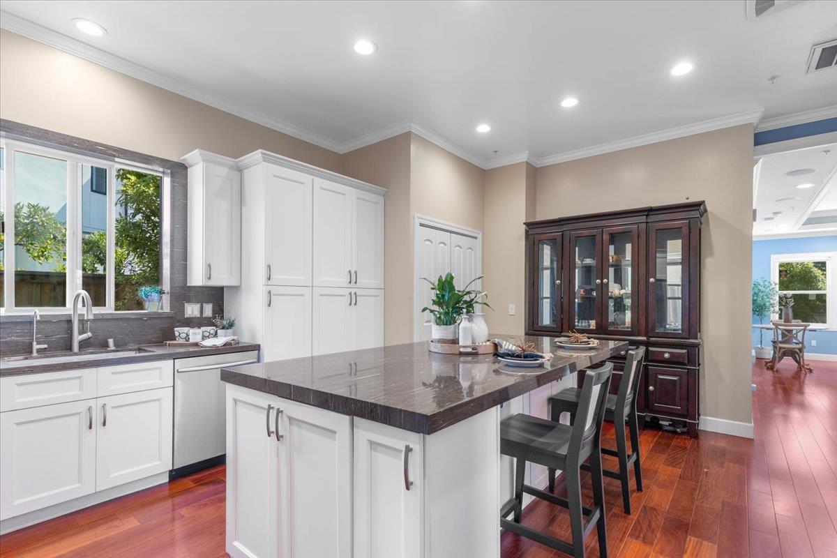 Detail Gallery Image 29 of 39 For 20393 Zorka Ave, Saratoga,  CA 95070 - 5 Beds | 4 Baths