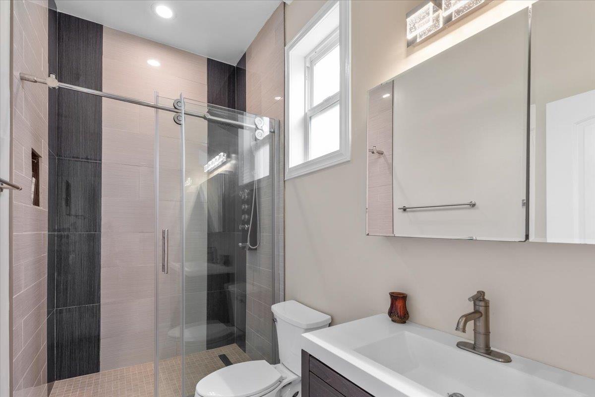 Detail Gallery Image 34 of 39 For 20393 Zorka Ave, Saratoga,  CA 95070 - 5 Beds | 4 Baths