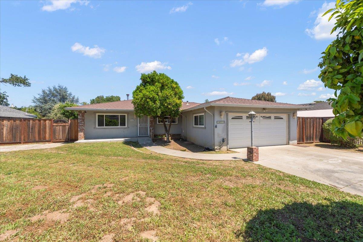 Detail Gallery Image 3 of 50 For 15370 La Alameda Dr, Morgan Hill,  CA 95037 - 4 Beds | 2 Baths
