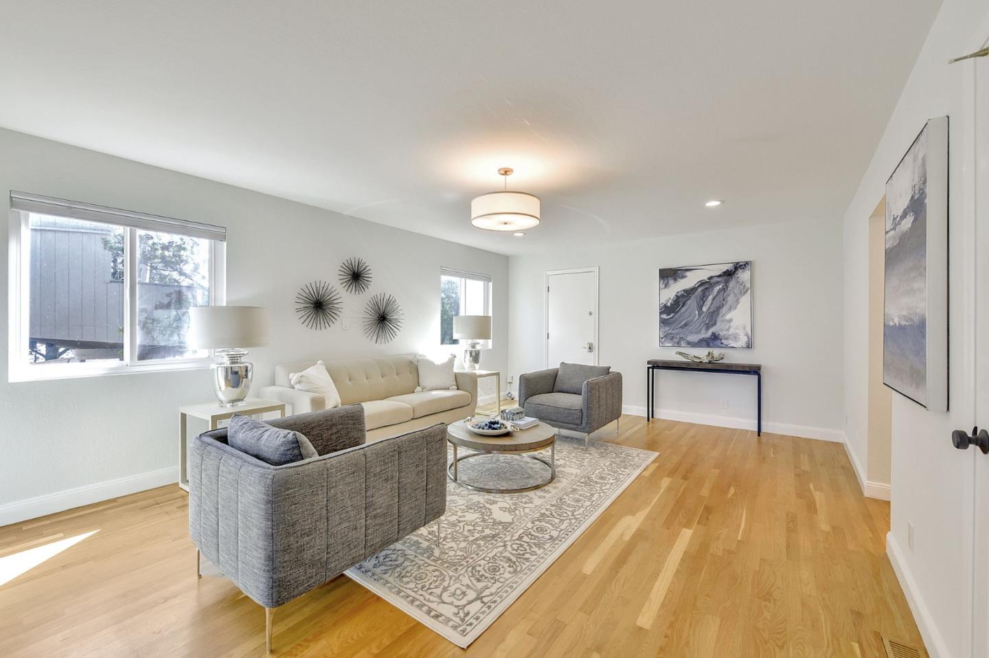 Detail Gallery Image 16 of 58 For 1117 Humboldt Rd, Brisbane,  CA 94005 - 4 Beds | 2/1 Baths