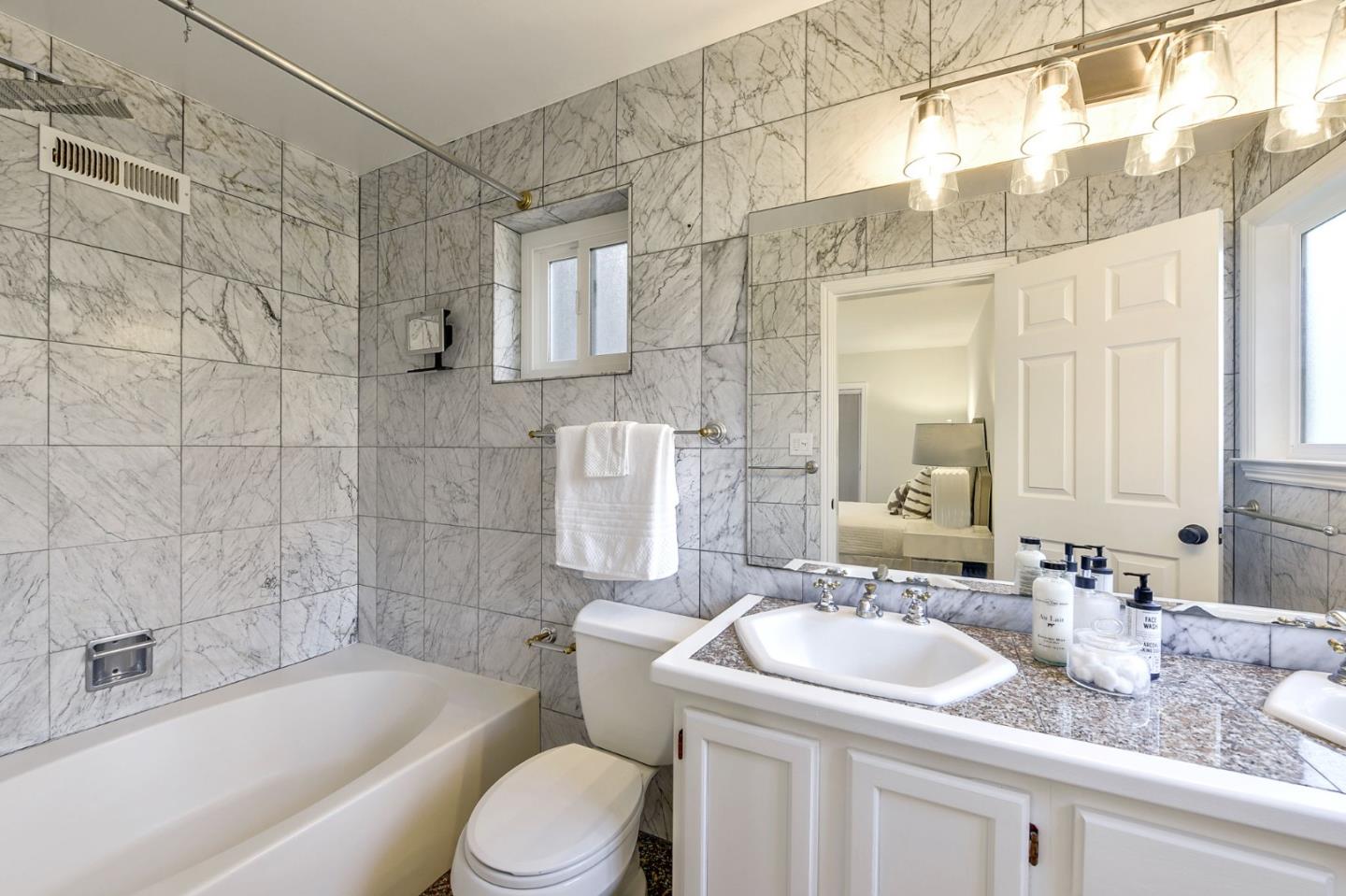 Detail Gallery Image 50 of 58 For 1117 Humboldt Rd, Brisbane,  CA 94005 - 4 Beds | 2/1 Baths
