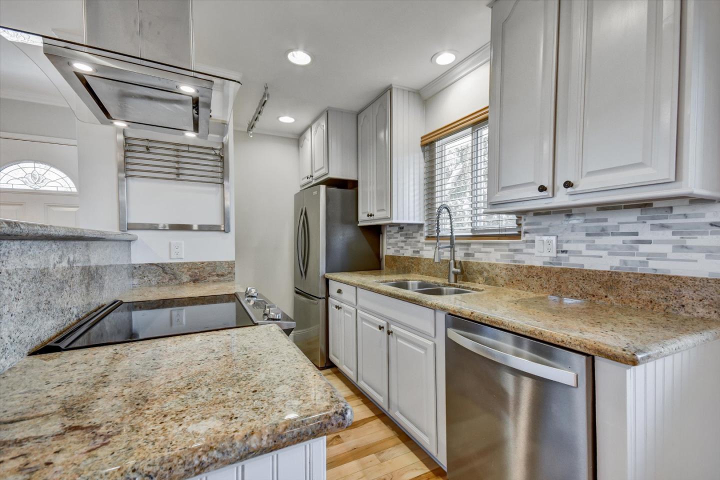 Detail Gallery Image 16 of 33 For 2309 Saidel Dr #4,  San Jose,  CA 95124 - 2 Beds | 1 Baths
