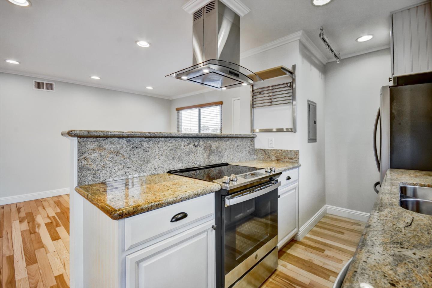 Detail Gallery Image 17 of 33 For 2309 Saidel Dr #4,  San Jose,  CA 95124 - 2 Beds | 1 Baths