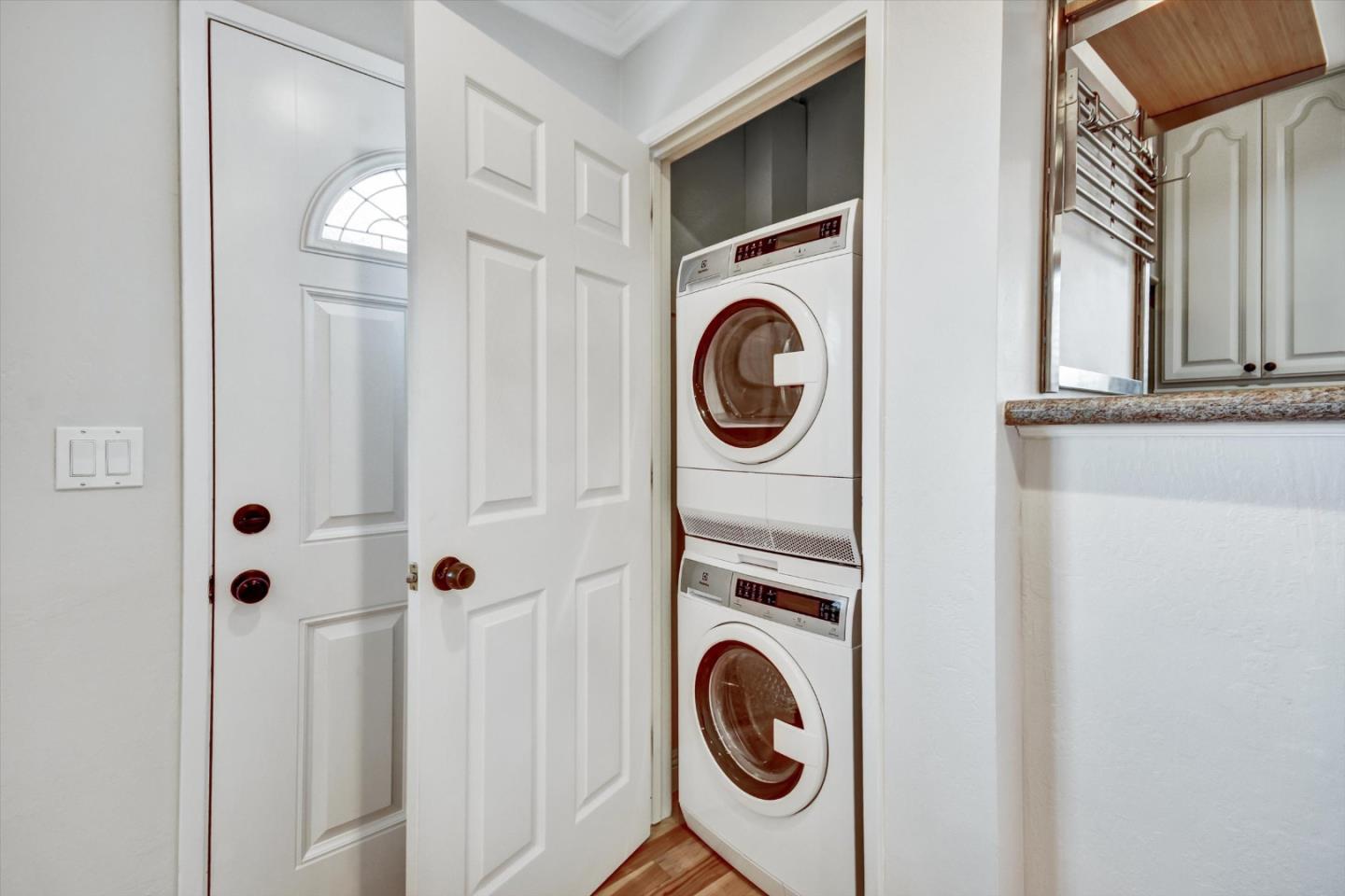 Detail Gallery Image 19 of 33 For 2309 Saidel Dr #4,  San Jose,  CA 95124 - 2 Beds | 1 Baths