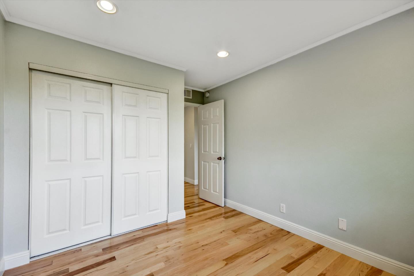 Detail Gallery Image 24 of 33 For 2309 Saidel Dr #4,  San Jose,  CA 95124 - 2 Beds | 1 Baths