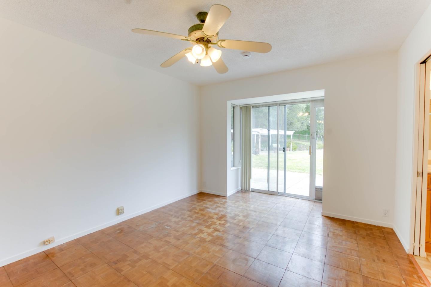 Detail Gallery Image 18 of 45 For 6975 Lakeview Dr, Prunedale,  CA 93907 - 4 Beds | 2 Baths