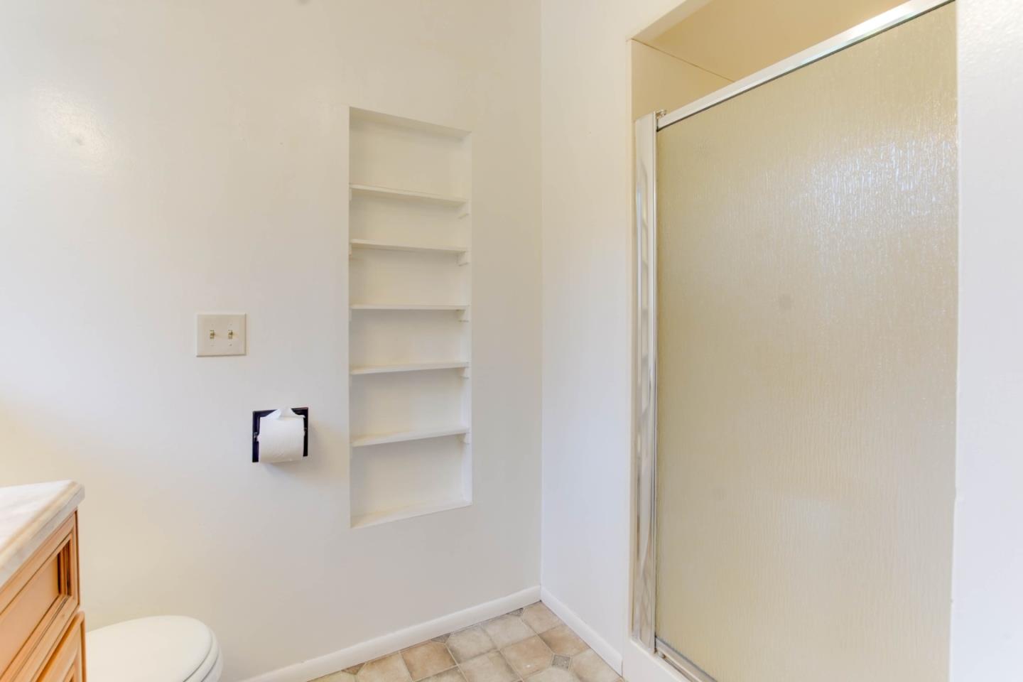 Detail Gallery Image 21 of 45 For 6975 Lakeview Dr, Prunedale,  CA 93907 - 4 Beds | 2 Baths