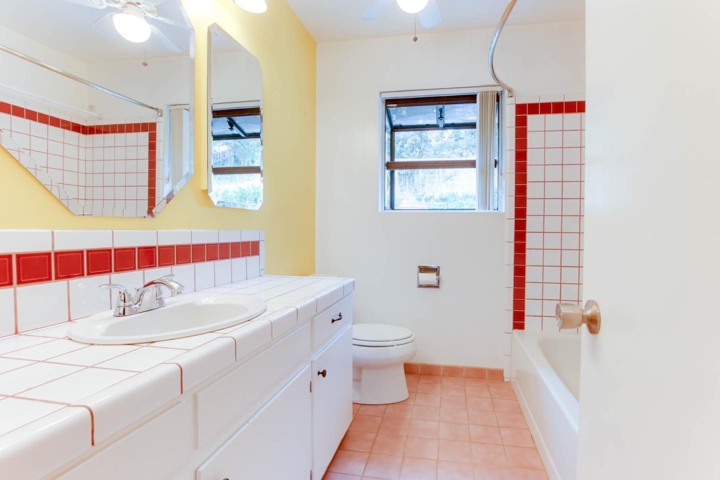 Detail Gallery Image 26 of 45 For 6975 Lakeview Dr, Prunedale,  CA 93907 - 4 Beds | 2 Baths
