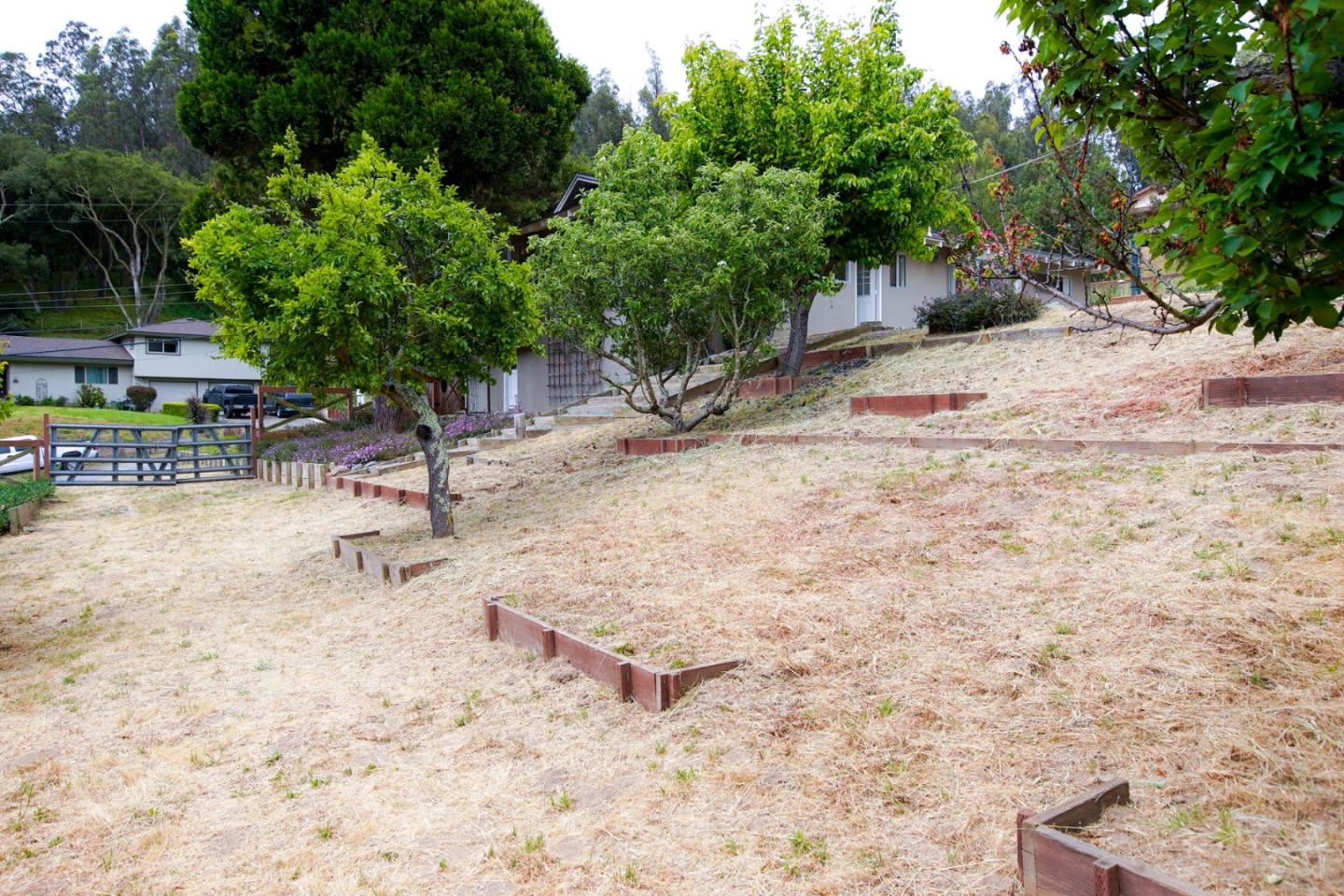 Detail Gallery Image 36 of 45 For 6975 Lakeview Dr, Prunedale,  CA 93907 - 4 Beds | 2 Baths