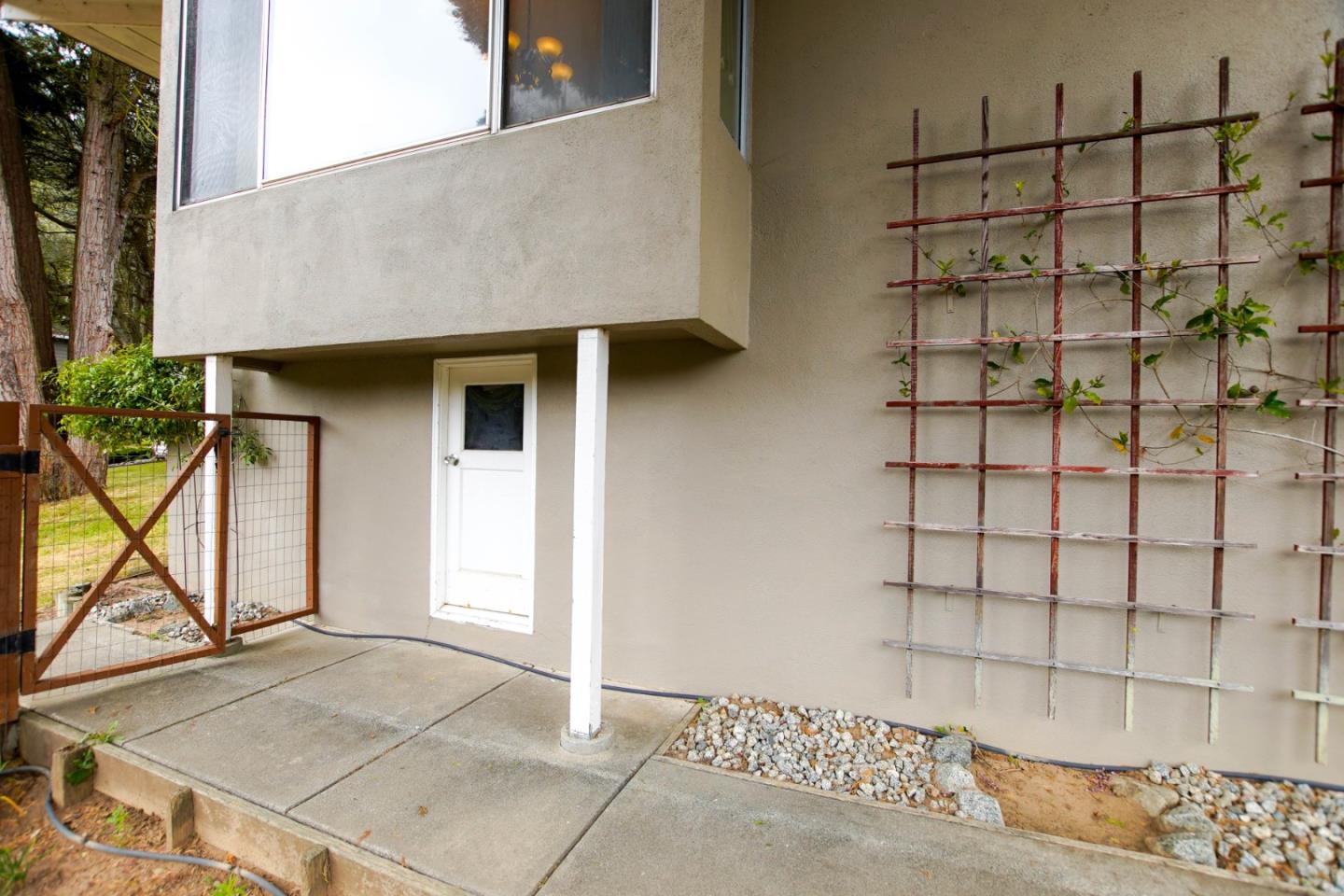 Detail Gallery Image 41 of 45 For 6975 Lakeview Dr, Prunedale,  CA 93907 - 4 Beds | 2 Baths