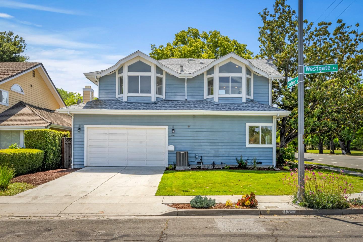 Detail Gallery Image 3 of 32 For 2247 Westgate Ave, San Jose,  CA 95125 - 5 Beds | 3 Baths